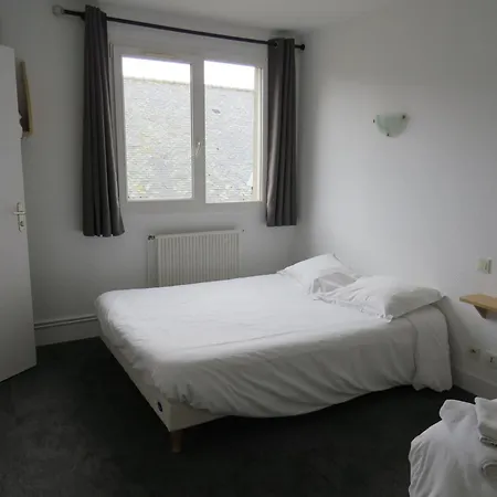 De La Grange Hotel *